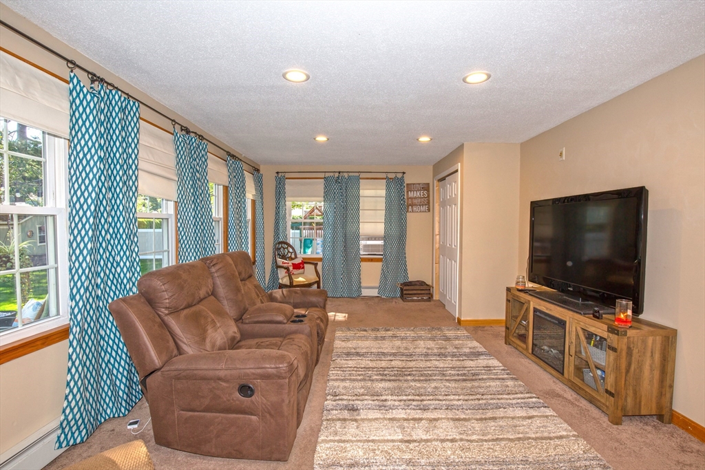 138 Ridgecrest Drive Westfield, MA 01085 - Photo 21 of 42 Gallery Image 21
