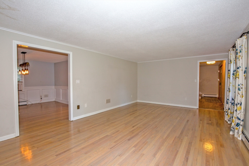 138 Ridgecrest Drive Westfield, MA 01085 - Photo 7 of 42 Gallery Image 7