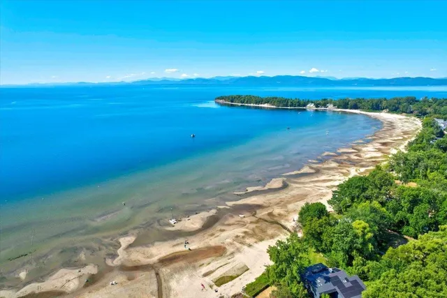 $769,900 | 118 Stirling Place, Burlington, VT 05408