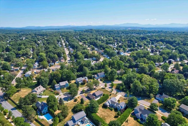 $769,900 | 118 Stirling Place, Burlington, VT 05408