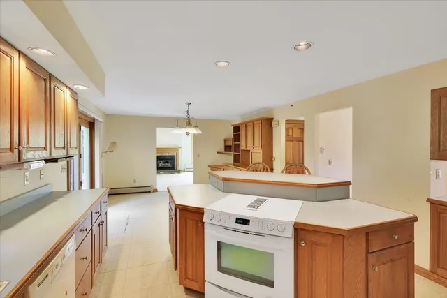 $769,900 | 118 Stirling Place, Burlington, VT 05408