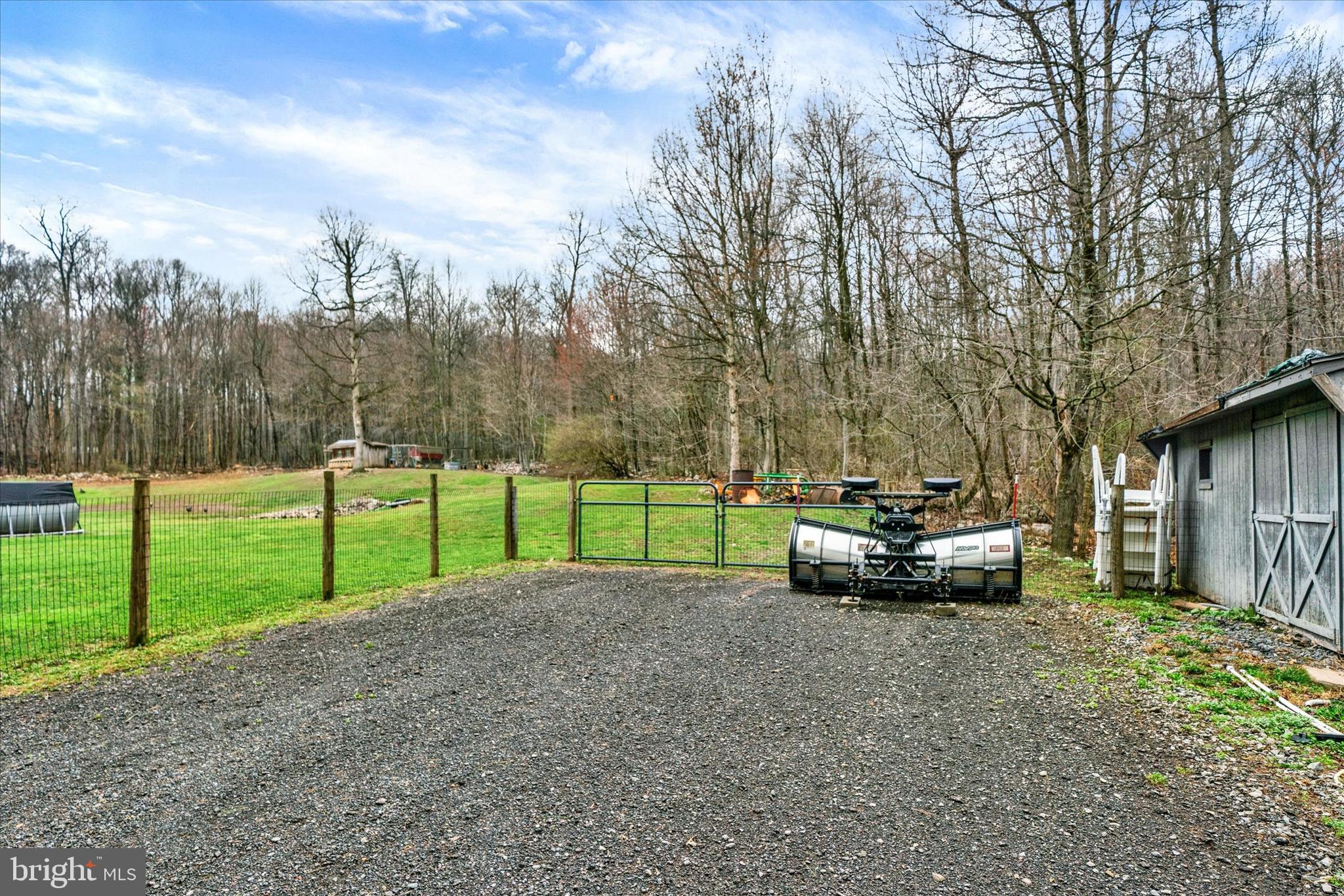181 Fort Road Bernville, PA 19506 - Photo 33 of 43 Parking area