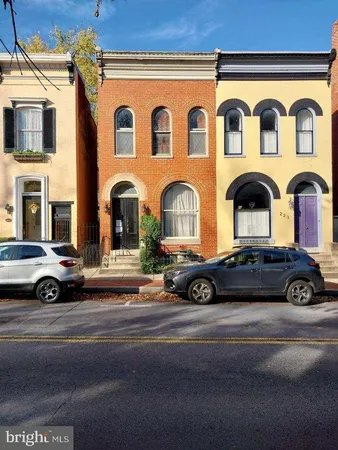 $1,550 | 225 South Market Street, Frederick, MD 21701