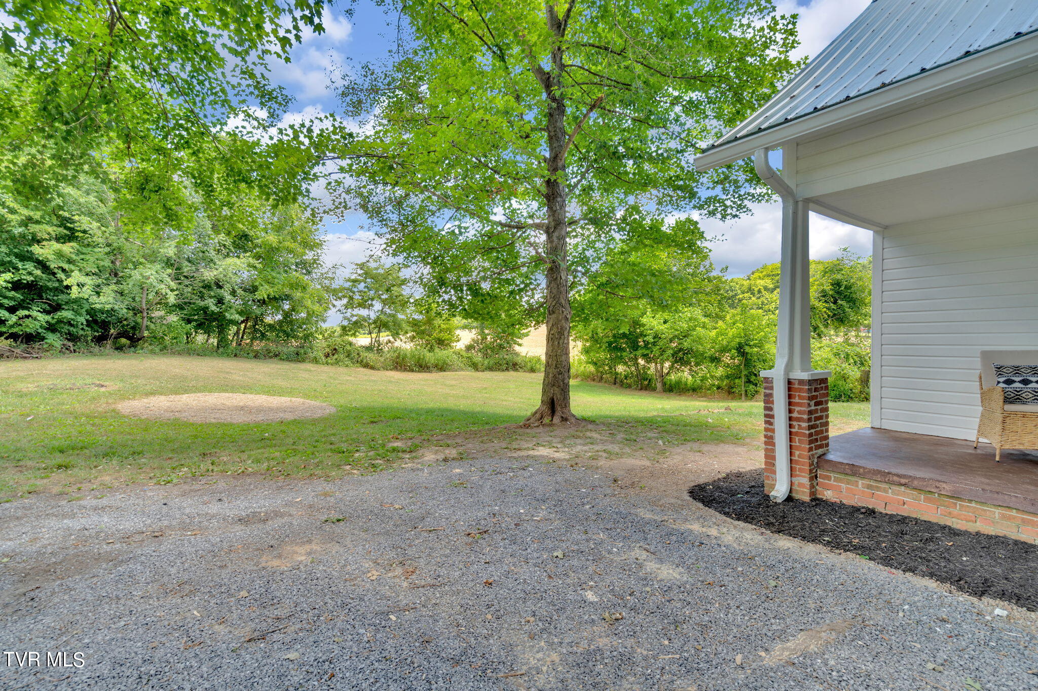 55 Rector Lane Limestone, TN 37681 - Photo 8 of 32 32-web-or-mls-JH-Mon 20240624-109