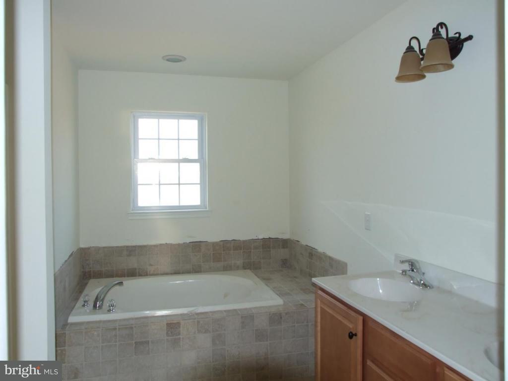331 Mt Eden Road Kirkwood, PA 17536 - Photo 7 of 9