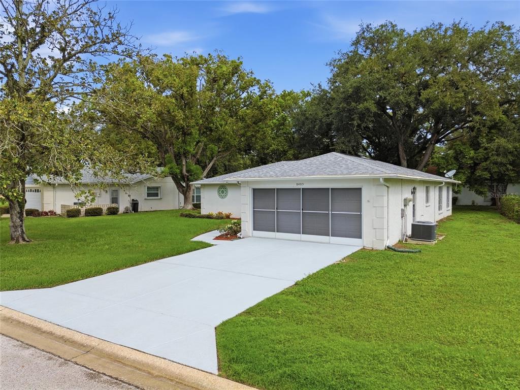 8405 Divot Way Port Richey, FL 34668 - Photo 38 of 39 Gallery Image 38