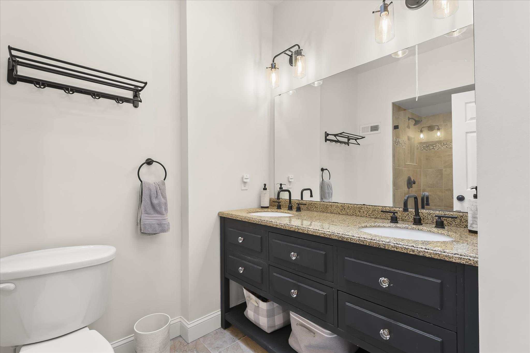 724 South Potomac Street Baltimore, MD 21224 - Photo 24 of 48 2nd Floor Hall Bath with Double Vanity