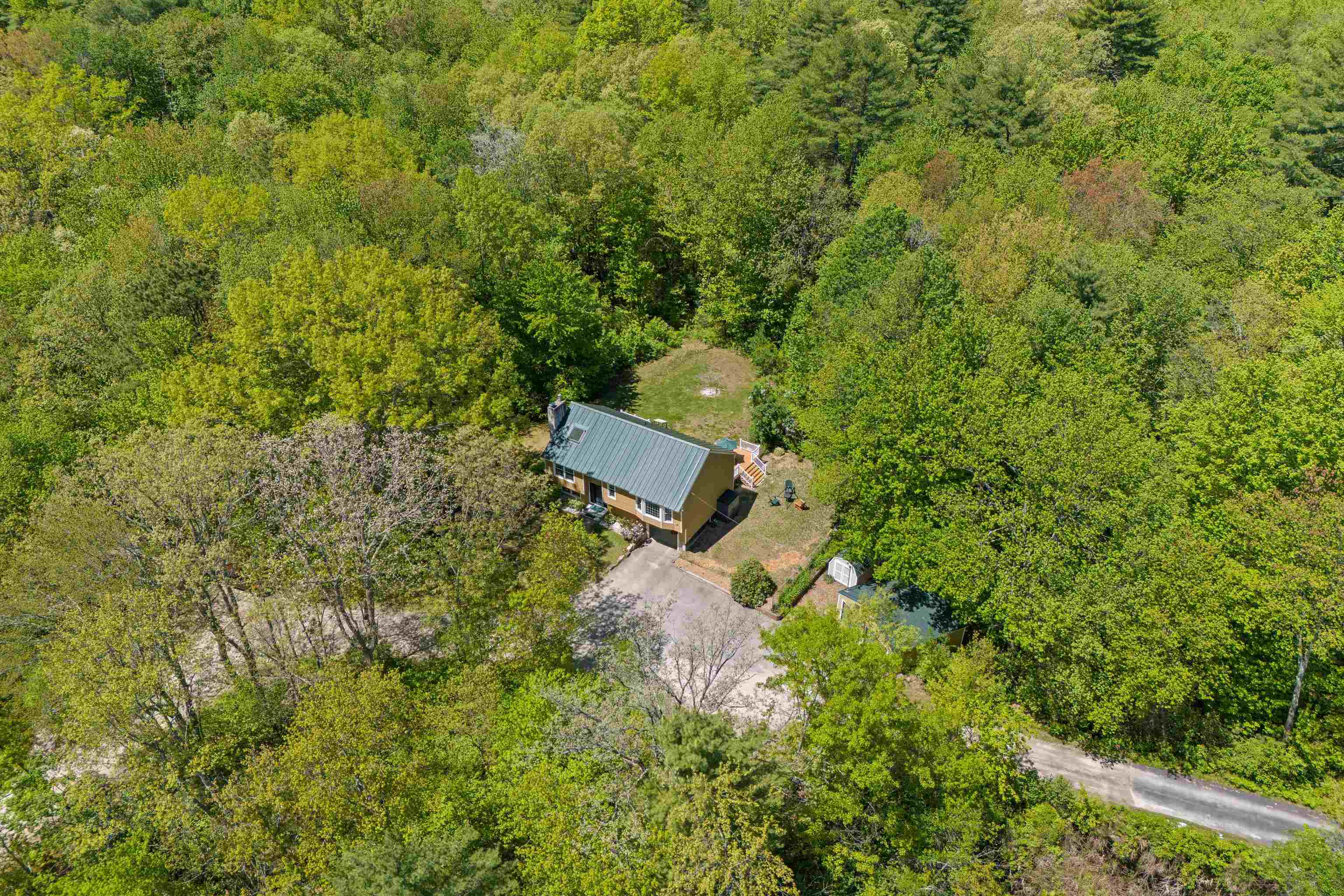 1848 Hooksett Road Hooksett, NH 03106 - Photo 43 of 48