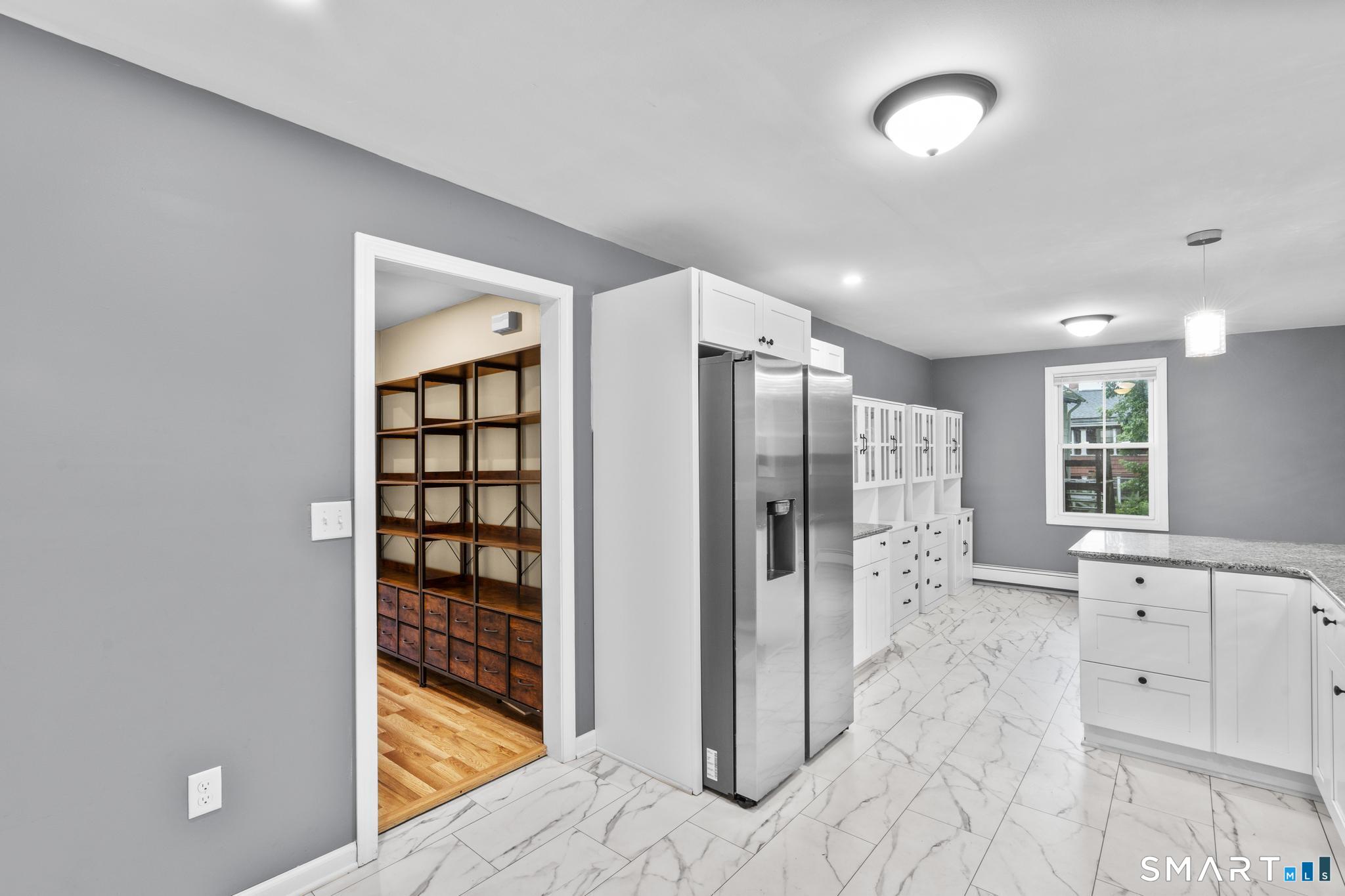 137 High Street Vernon, CT 06066 - Photo 5 of 37