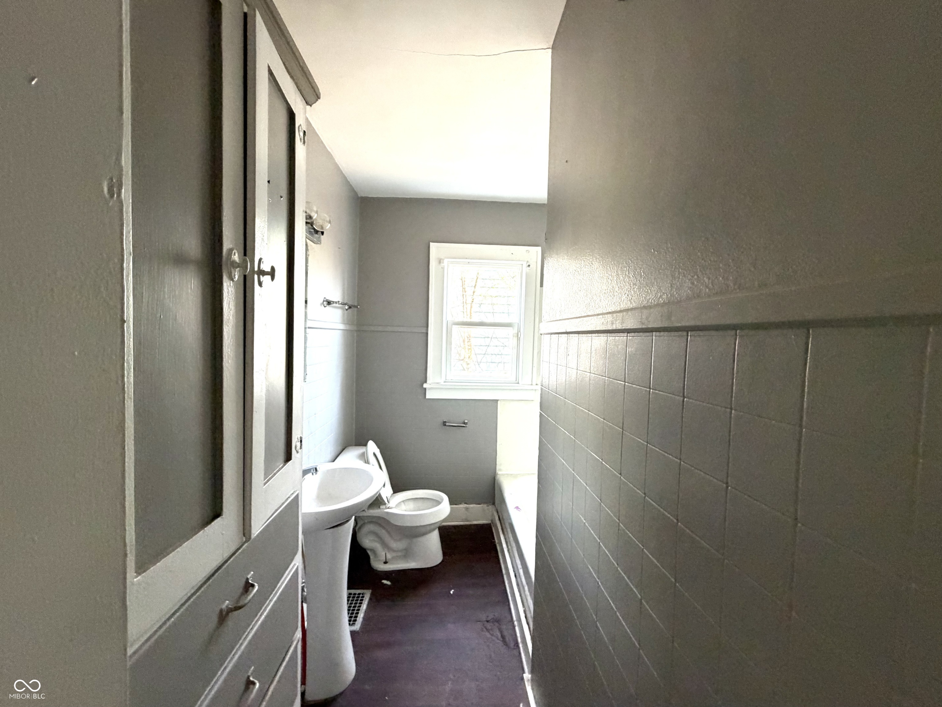 815 East 19th Street Anderson, IN 46016 - Photo 7 of 10