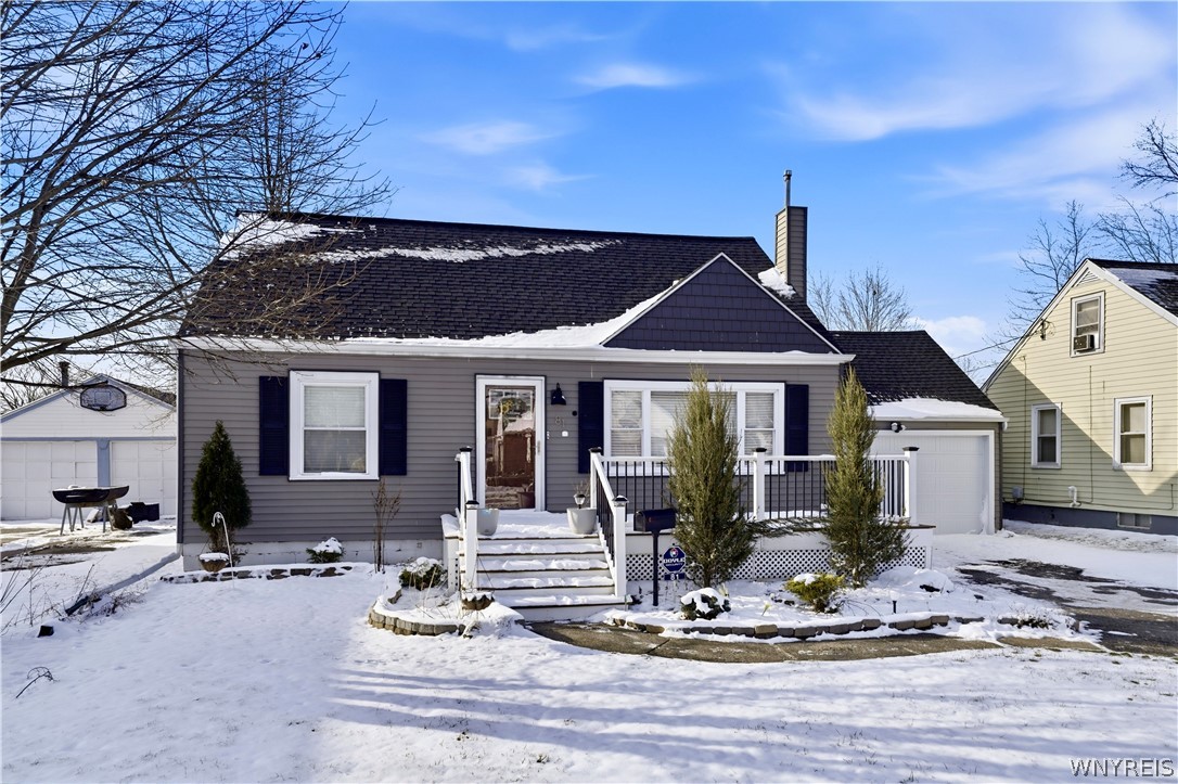 81 Huth Road Cheektowaga, NY 14225 - Photo 3 of 50