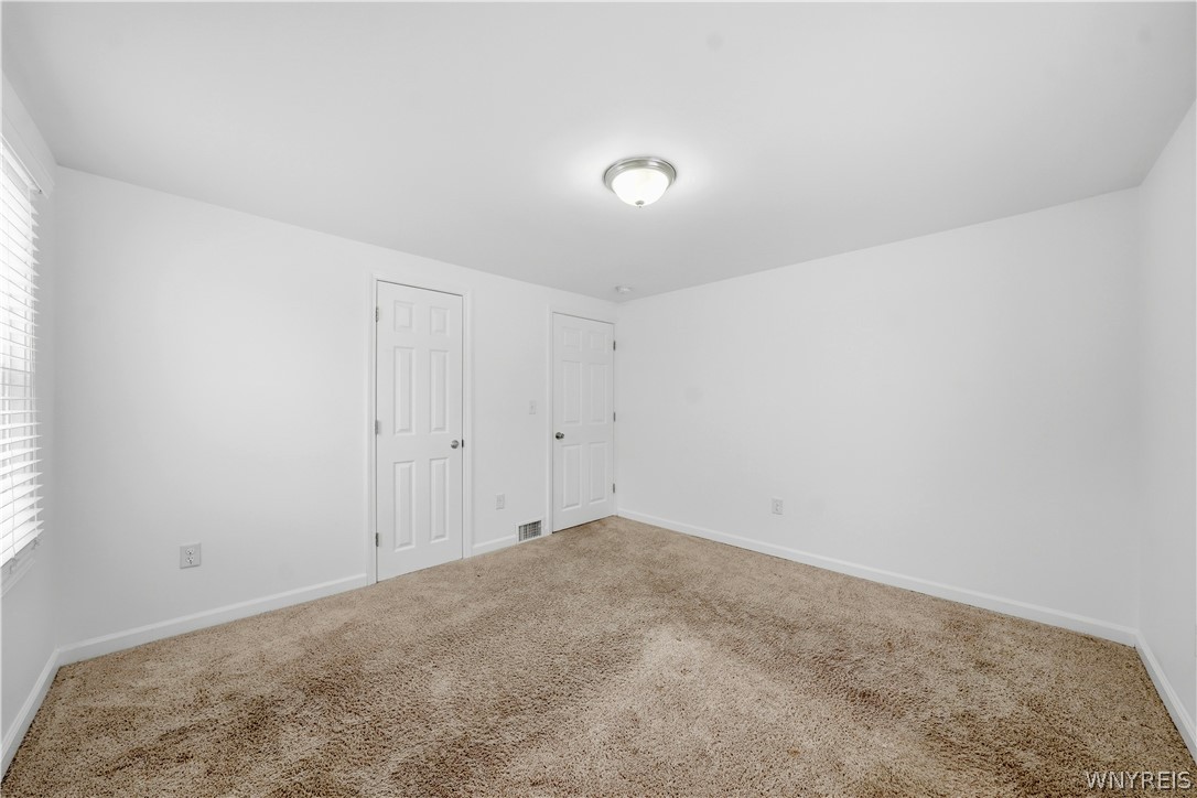 81 Huth Road Cheektowaga, NY 14225 - Photo 33 of 50