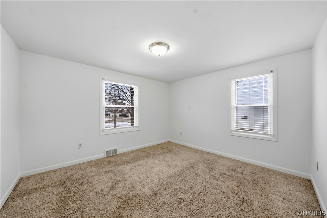 81 Huth Road Cheektowaga, NY 14225 - Photo 34 of 50