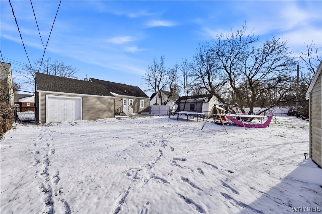 81 Huth Road Cheektowaga, NY 14225 - Photo 9 of 50