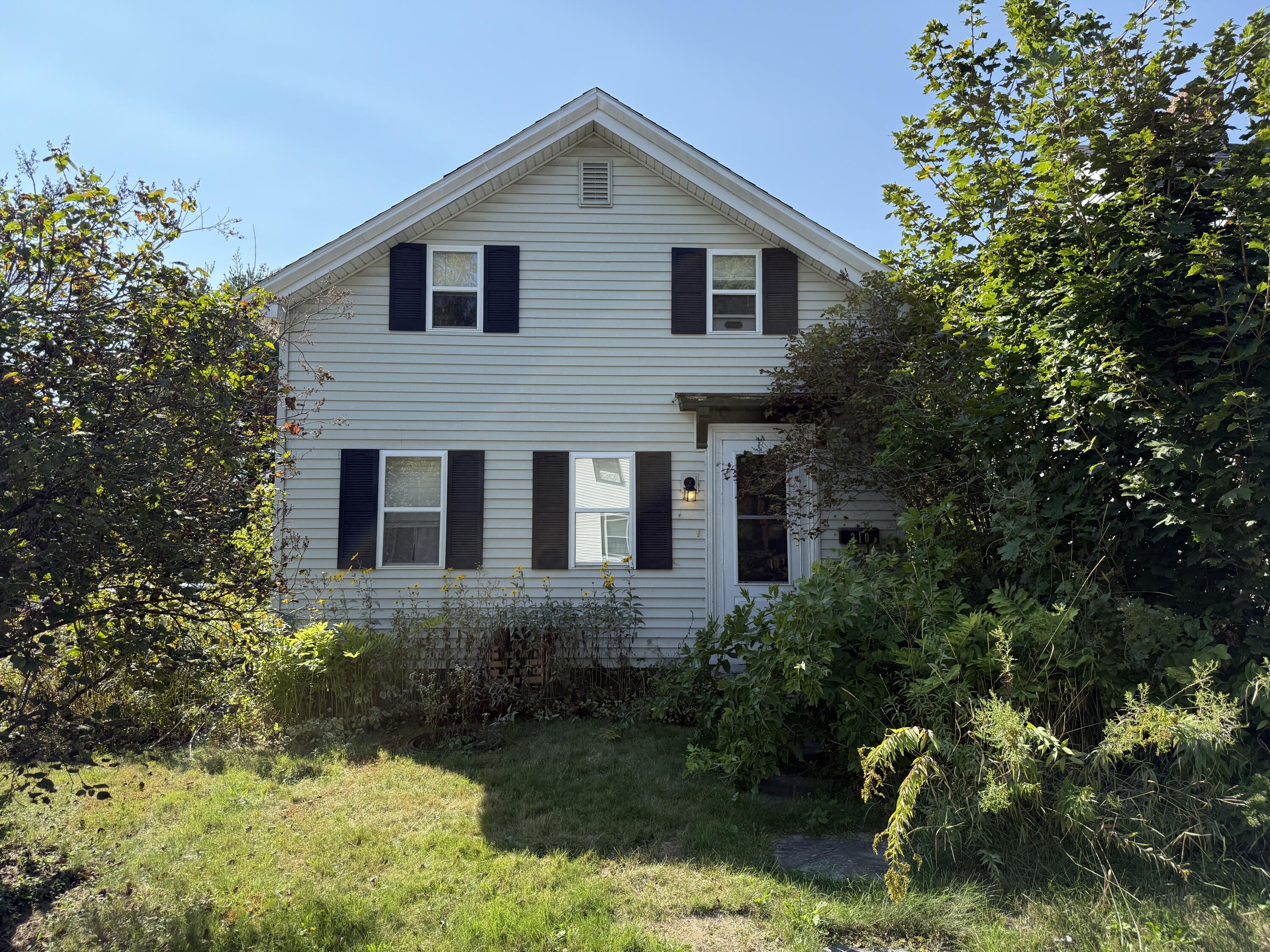 310 Grove Street Bangor, ME 04401 - Photo 2 of 31 2