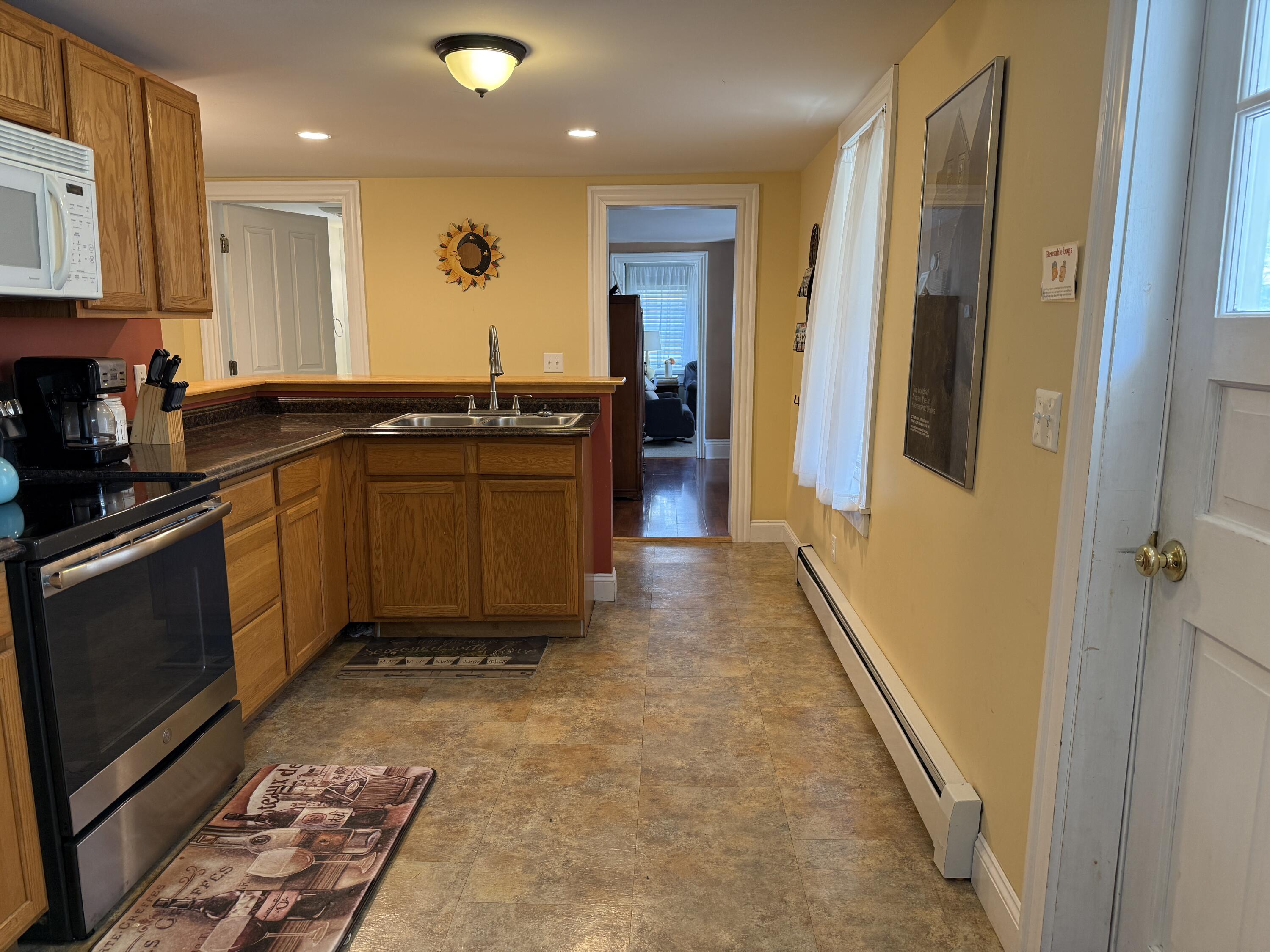 310 Grove Street Bangor, ME 04401 - Photo 4 of 31 4