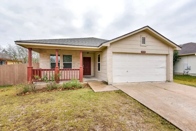 $270,000 | 3000 Meadow Lane, Taylor, TX 76574
