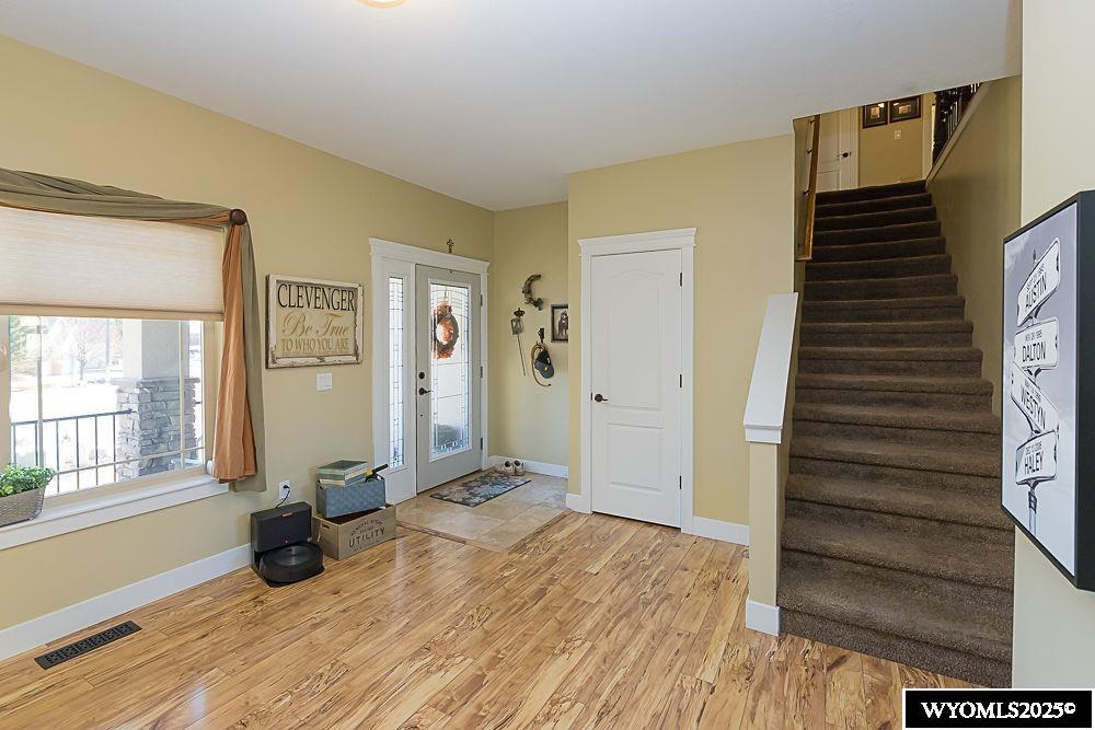 195 Collier Circle Green River, WY 82935 - Photo 3 of 47