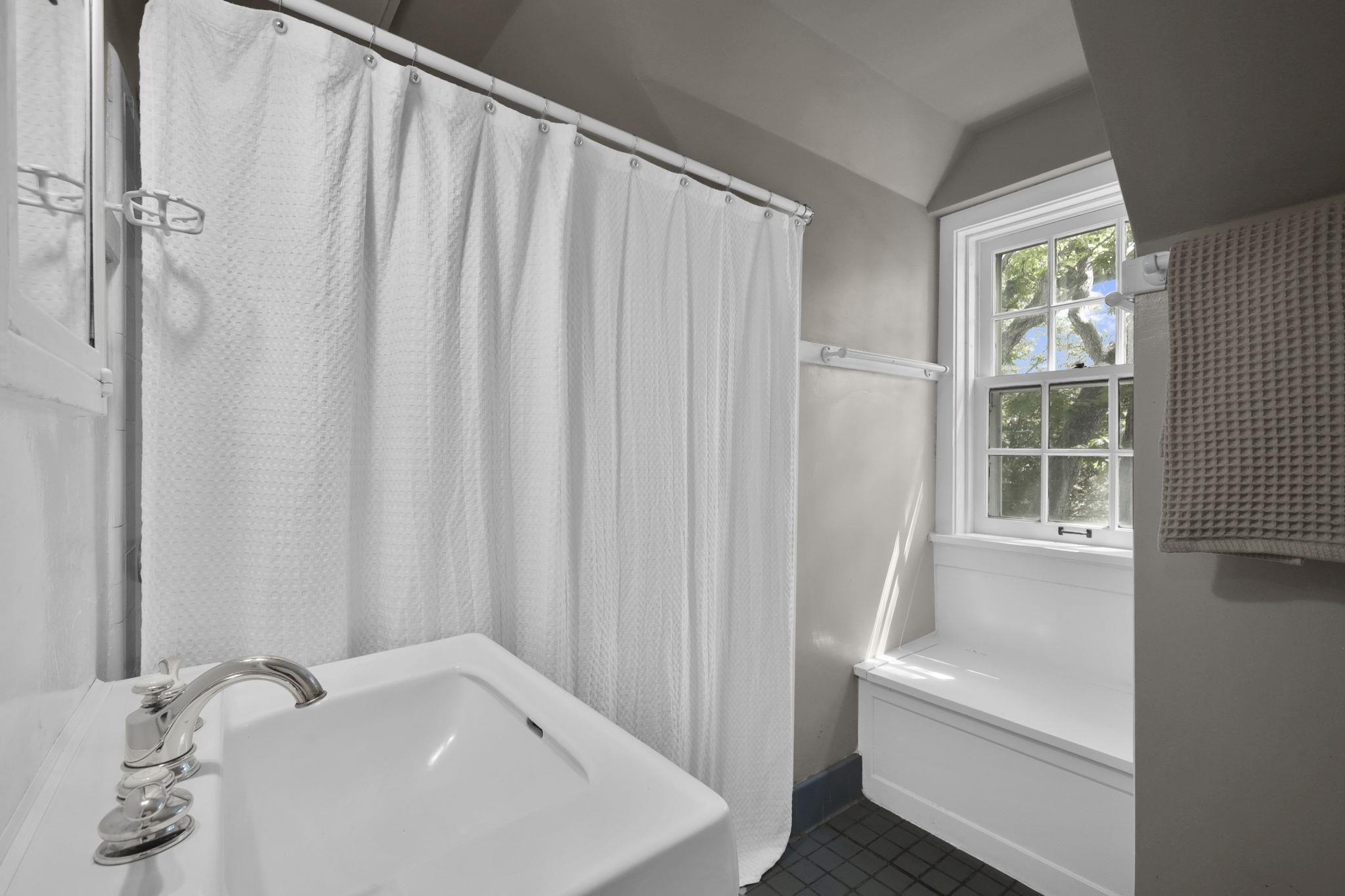 1234 Sweetbriar Road Madison, WI 53705 - Photo 27 of 38