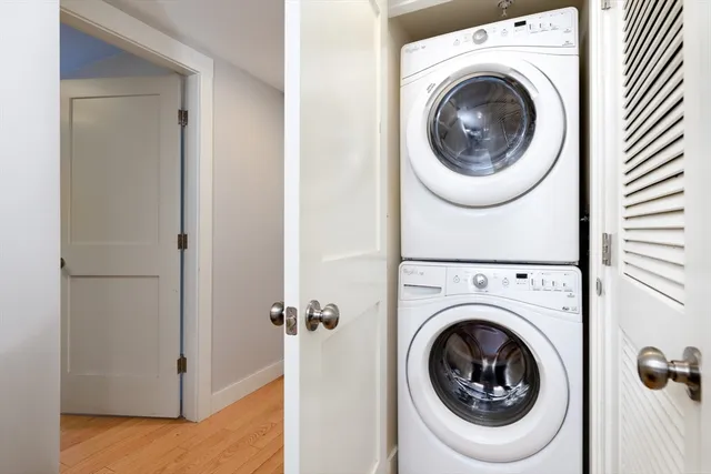 $2,850 | 2025 Commonwealth Avenue, Unit 2, Boston, MA 02135