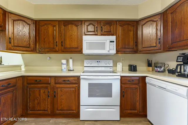 $349,900 | 526 Briarcliff Way, Unit 106, Pigeon Forge, TN 37863