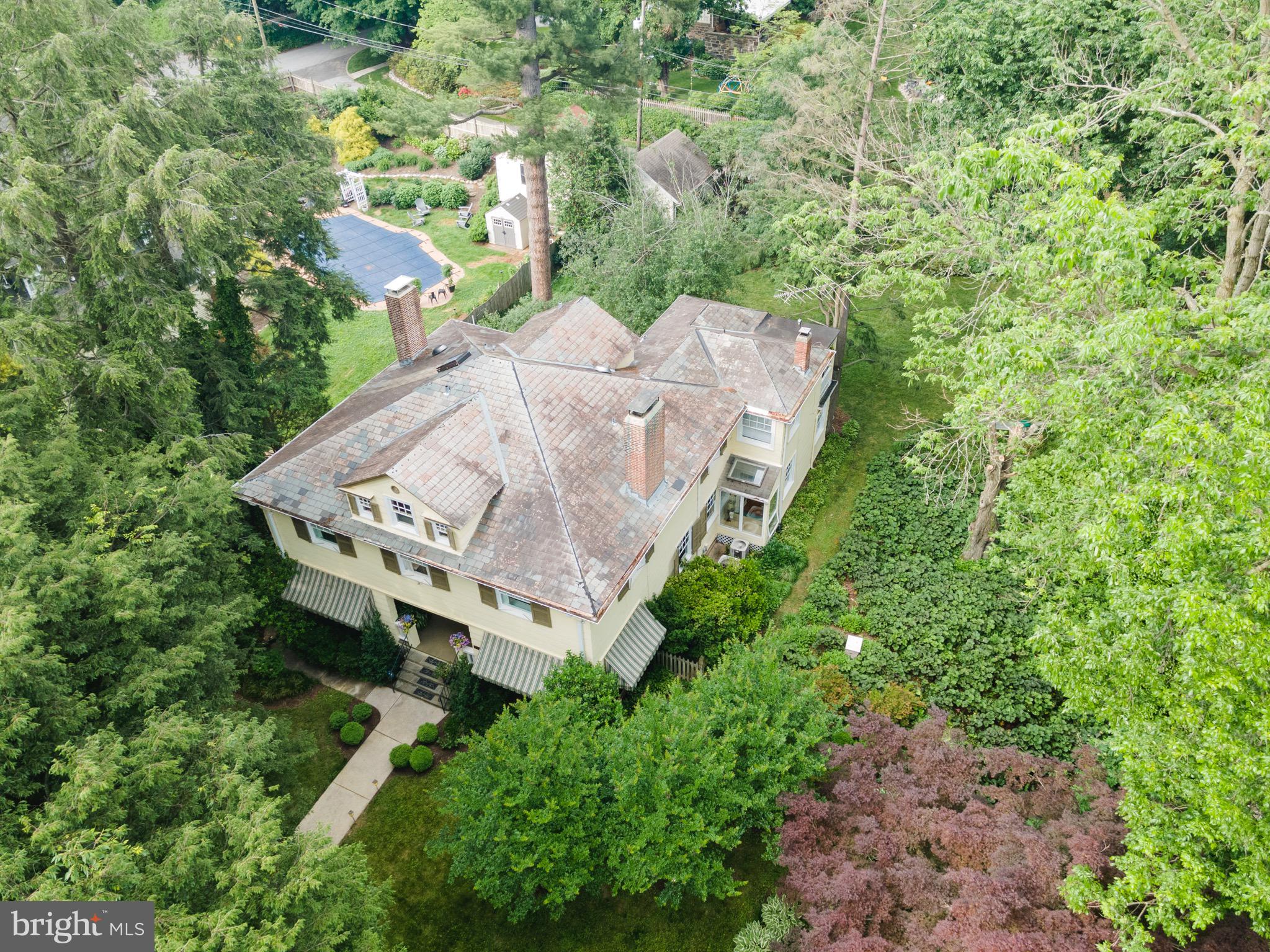 5015 Falls Rd Terrace Baltimore, MD 21210 - Photo 2 of 71 Aerial front view