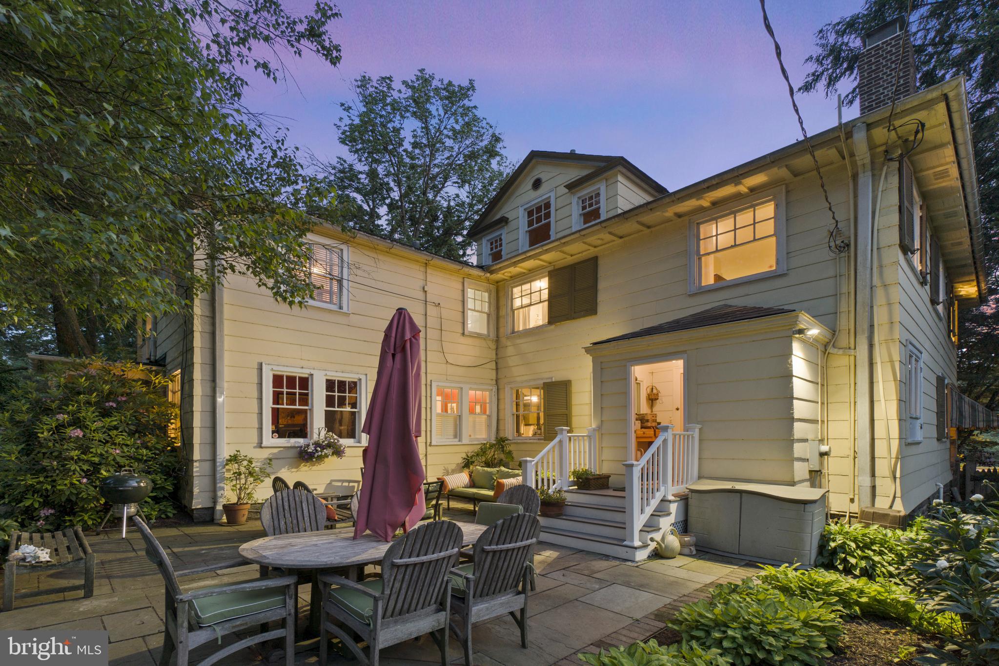 5015 Falls Rd Terrace Baltimore, MD 21210 - Photo 4 of 71 5015 Falls Road Terrace! Entertain on your patio!