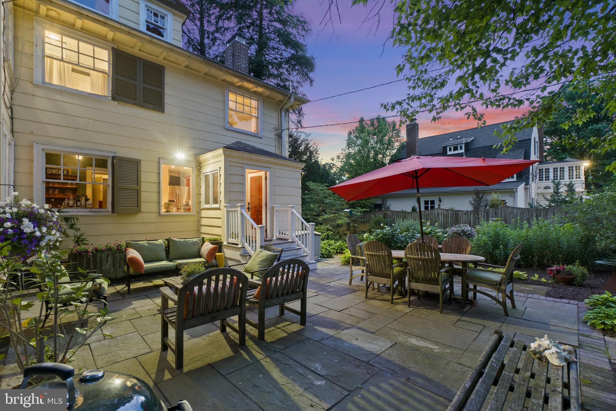 5015 Falls Rd Terrace Baltimore, MD 21210 - Photo 55 of 71 Back patio at twilight