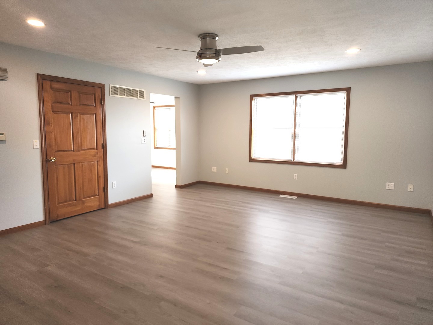 1204 Henry Street Normal, IL 61761 - Photo 16 of 48