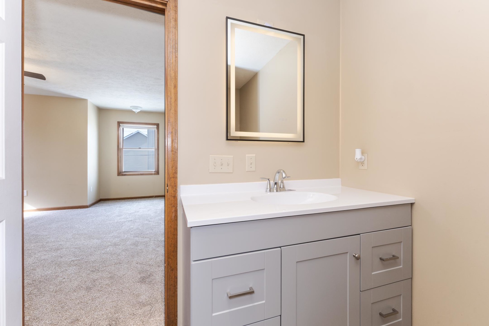 1204 Henry Street Normal, IL 61761 - Photo 24 of 48