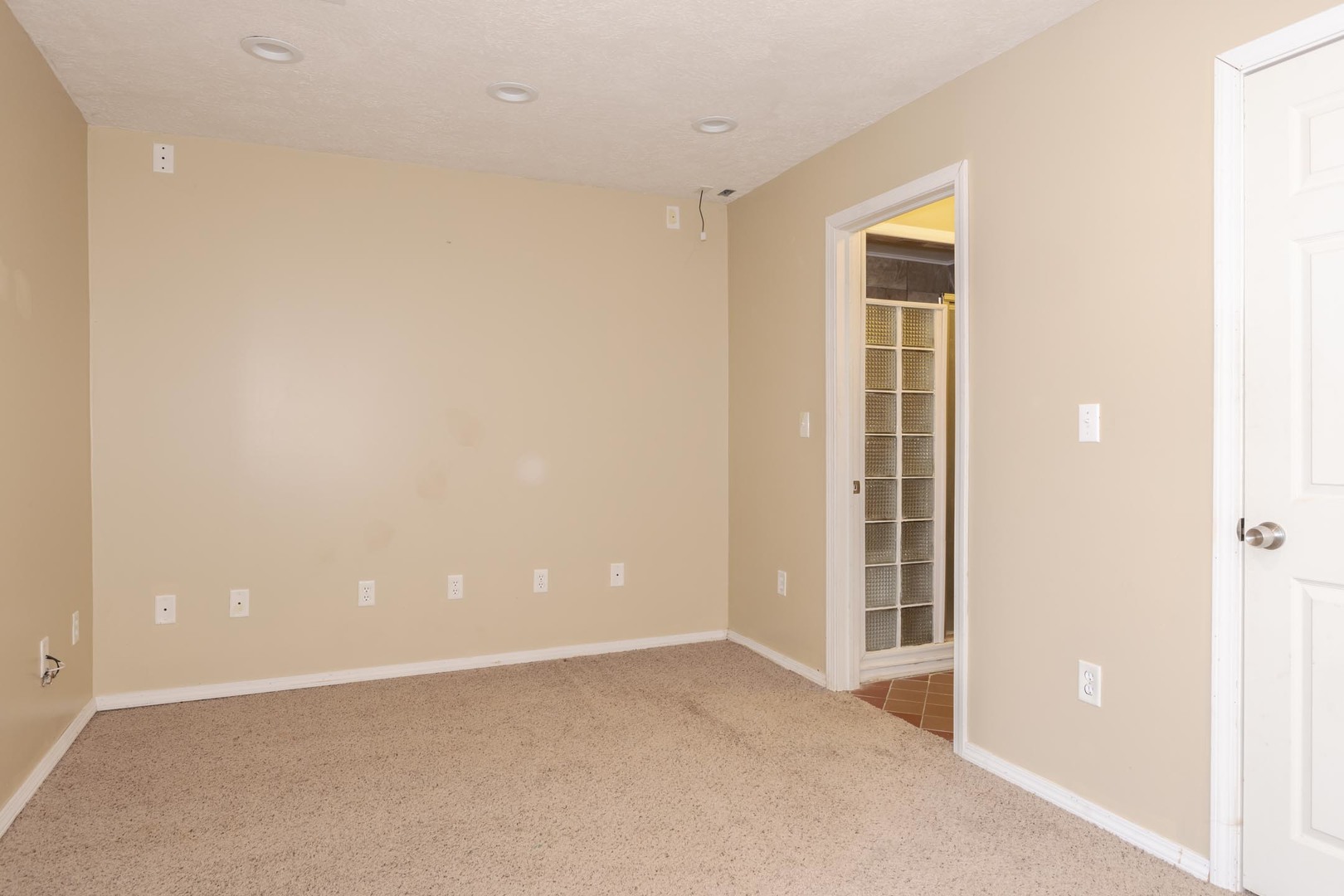 1204 Henry Street Normal, IL 61761 - Photo 36 of 48