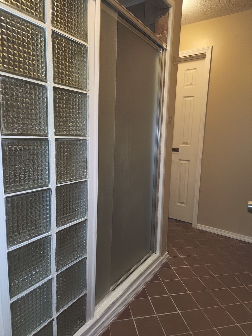 1204 Henry Street Normal, IL 61761 - Photo 38 of 48