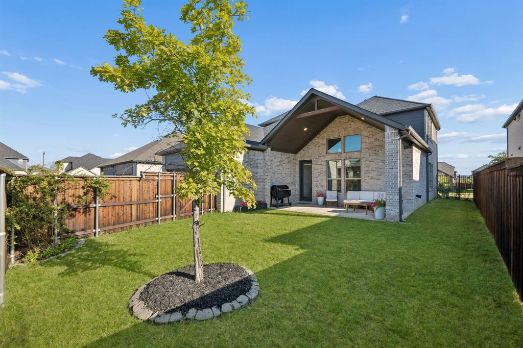 2270 English Ivy Road Frisco, TX 75033 - Photo 32 of 40 Gallery Image 32