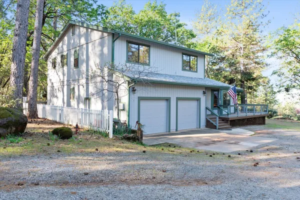 $675,000 | 26997 Lookout Mountain Road, Oak Run, CA 96069