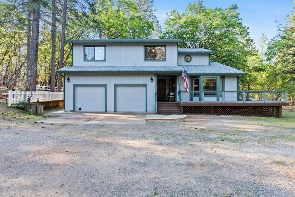 $675,000 | 26997 Lookout Mountain Road, Oak Run, CA 96069