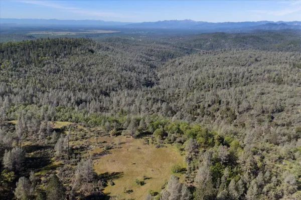 $675,000 | 26997 Lookout Mountain Road, Oak Run, CA 96069