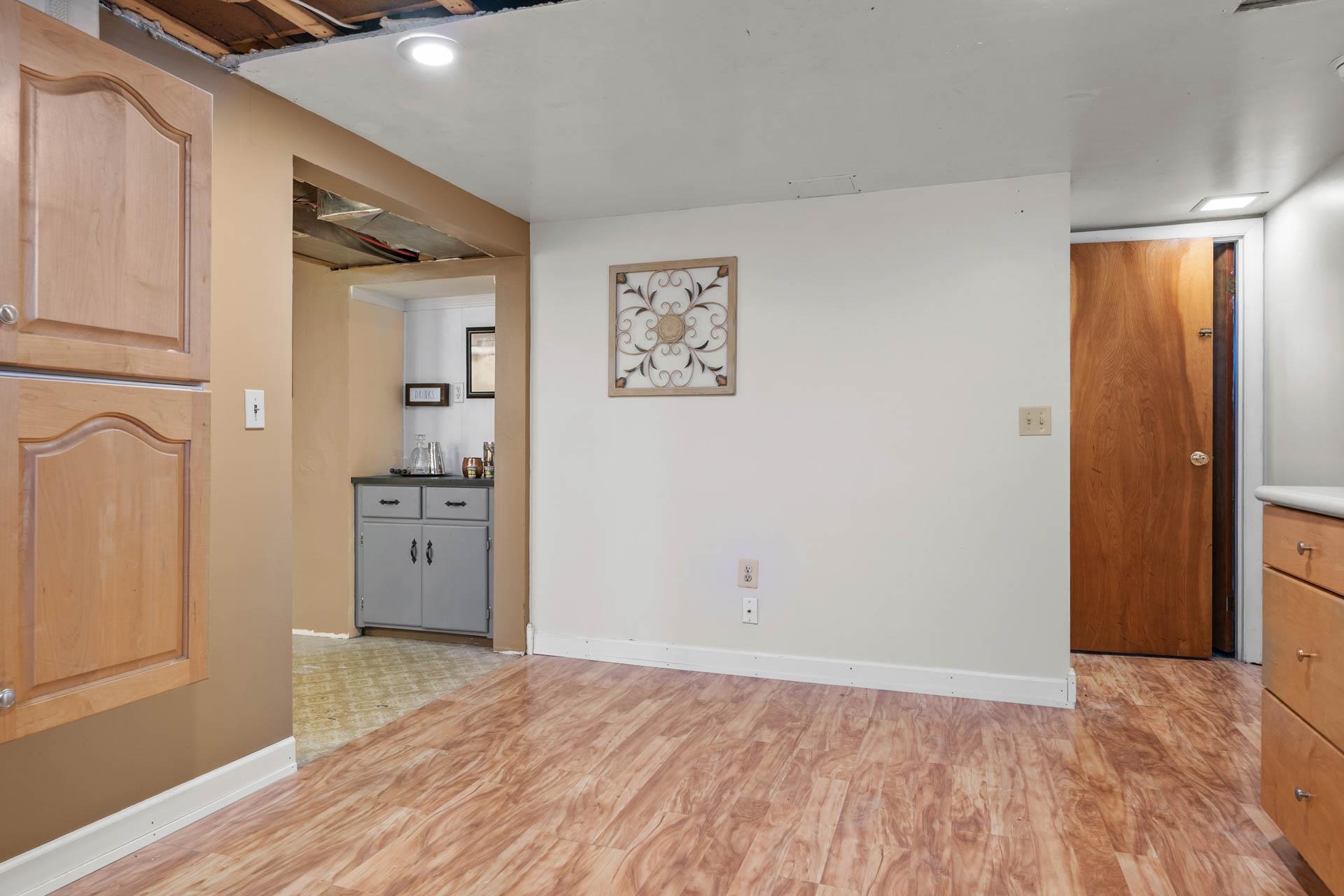 166 Varney Street Manchester, NH 03102 - Photo 21 of 25 Gallery Image 21