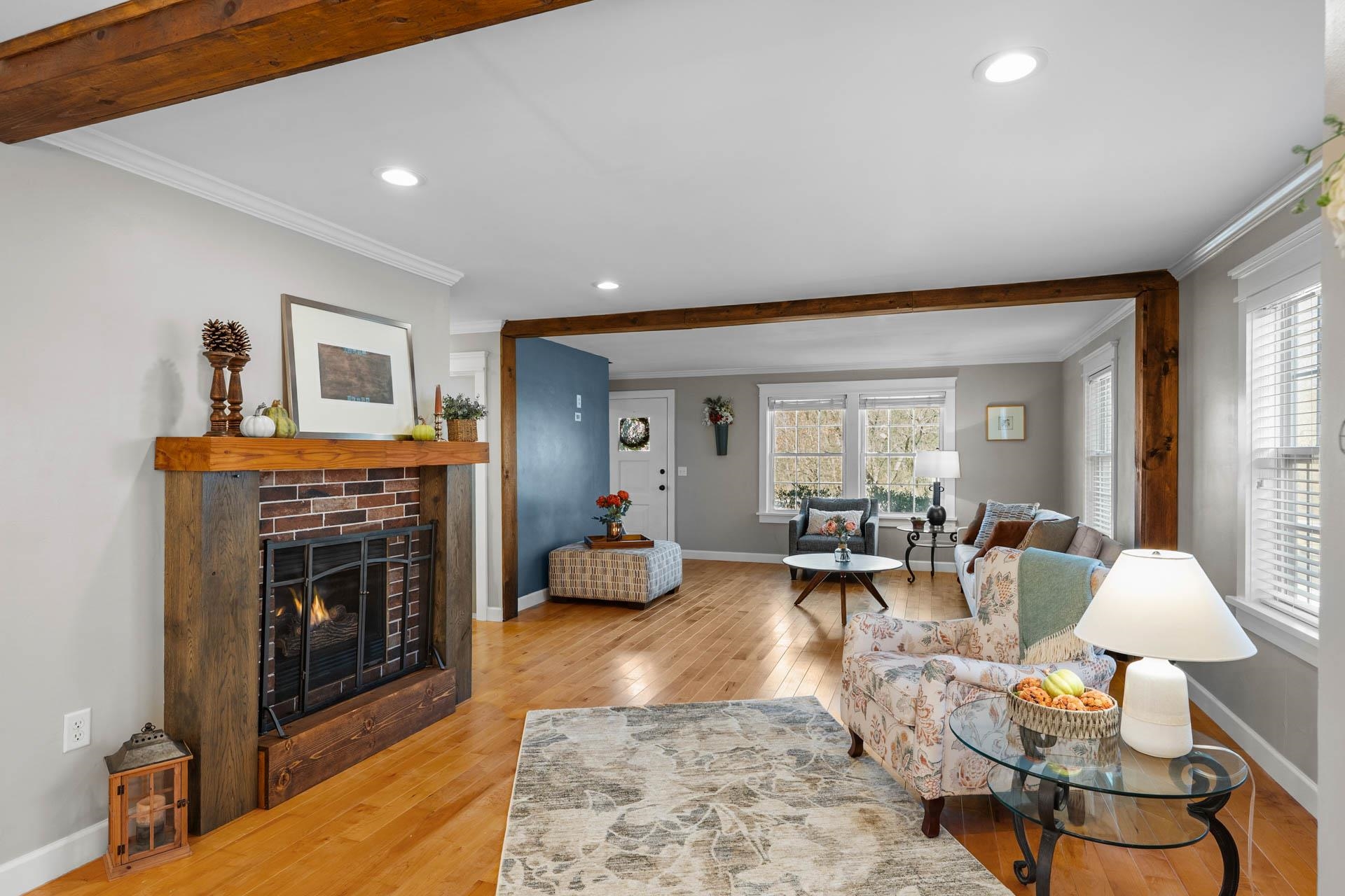 166 Varney Street Manchester, NH 03102 - Photo 9 of 25 Gallery Image 9