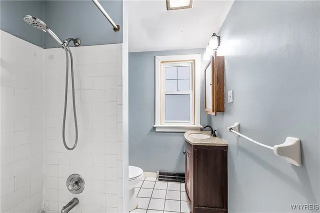 $249,900 | 75 Juniata Place, Buffalo, NY 14210