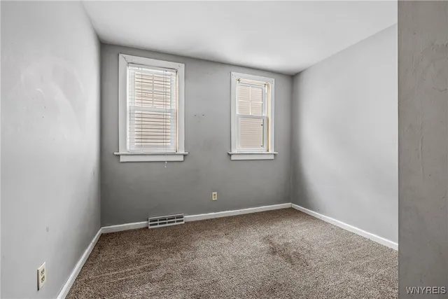 $249,900 | 75 Juniata Place, Buffalo, NY 14210