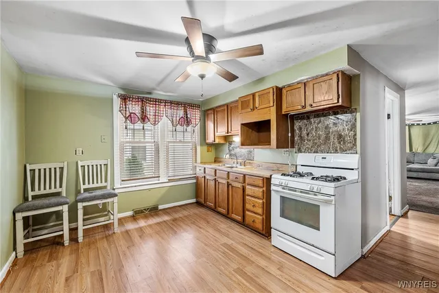 $249,900 | 75 Juniata Place, Buffalo, NY 14210