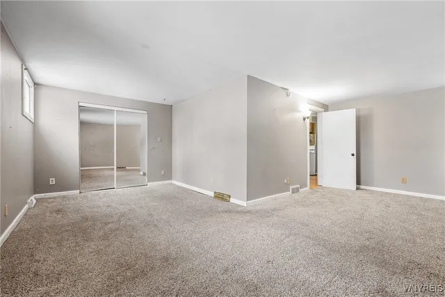 $249,900 | 75 Juniata Place, Buffalo, NY 14210