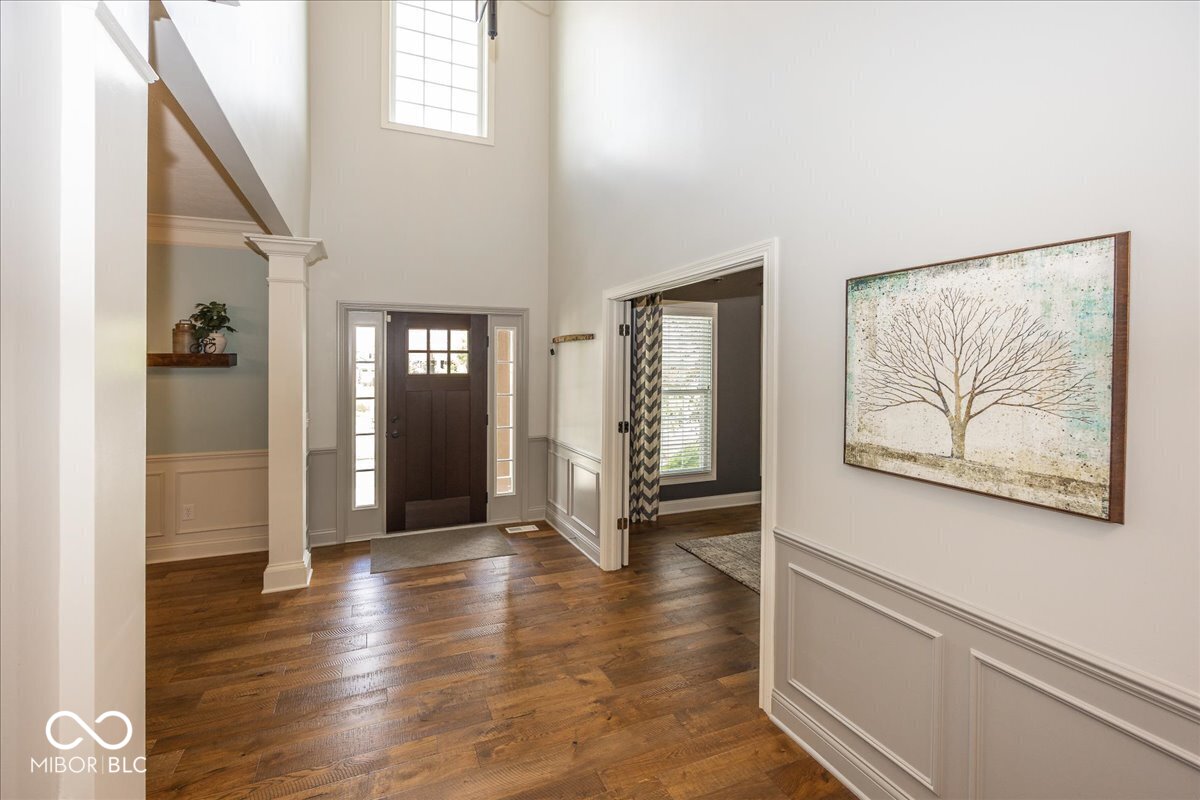 9976 Win Star Way Fishers, IN 46040 - Photo 3 of 51