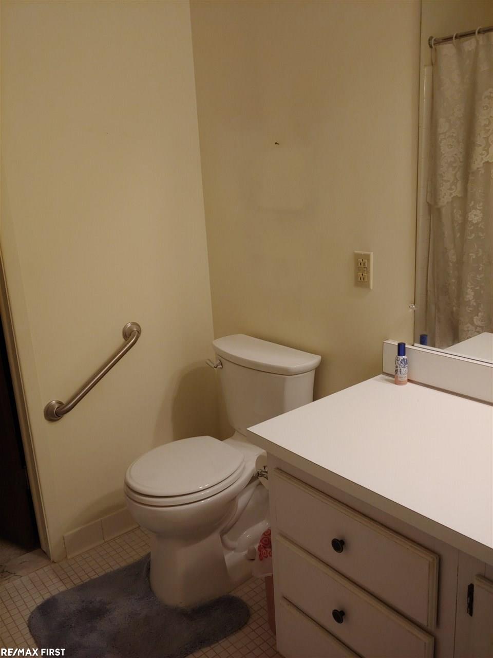 31874 Hoover Road Warren, MI 48093 - Photo 22 of 36