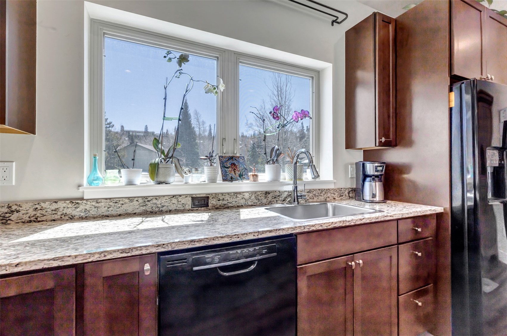 26 Ermine Road Dillon, CO 80435 - Photo 5 of 40 a bathroom with a granite countertop sink and a mirror