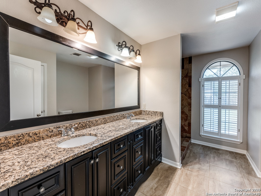 315 Simon Road Pleasanton, TX 78064 - Photo 20 of 36