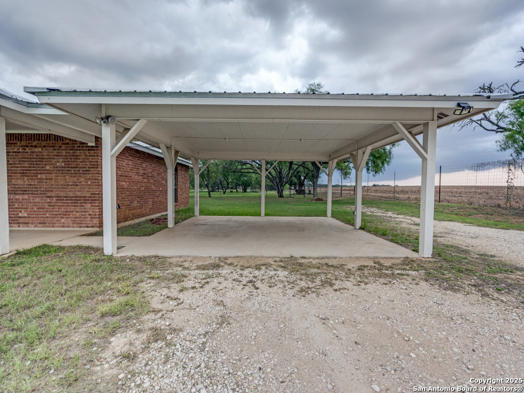 315 Simon Road Pleasanton, TX 78064 - Photo 24 of 37