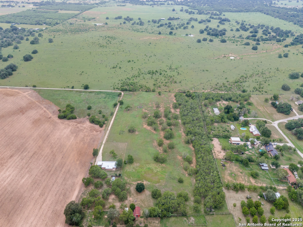 315 Simon Road Pleasanton, TX 78064 - Photo 31 of 37 an aerial view of a houses with beach