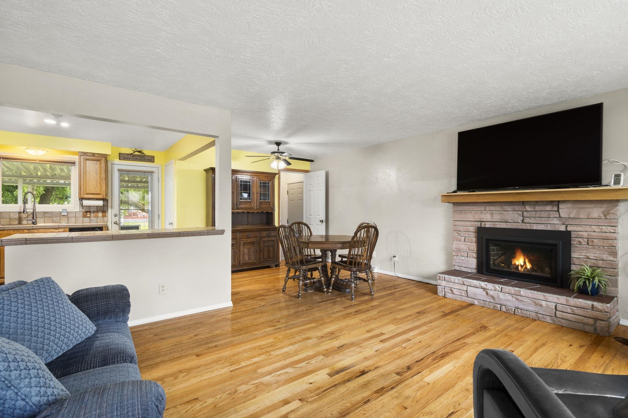 1314 South Reeves Road Spokane Valley, WA 99206 - Photo 2 of 45