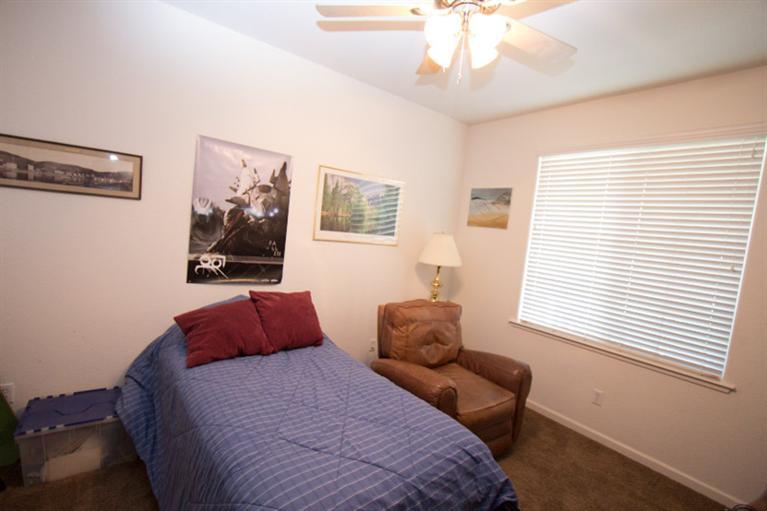 621 Abbott Avenue Reedley, CA 93654 - Photo 12 of 31 Gallery Image 12